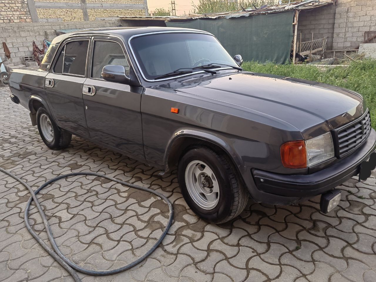 Волга31029 сотилади