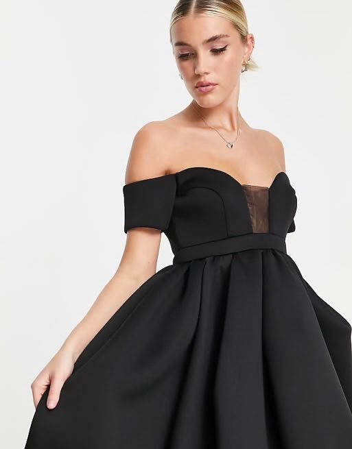 Рокля asos design черна в 36-ти размер