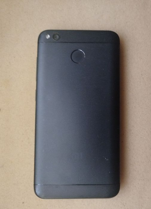 Продавам Xiaomi redmi 4x