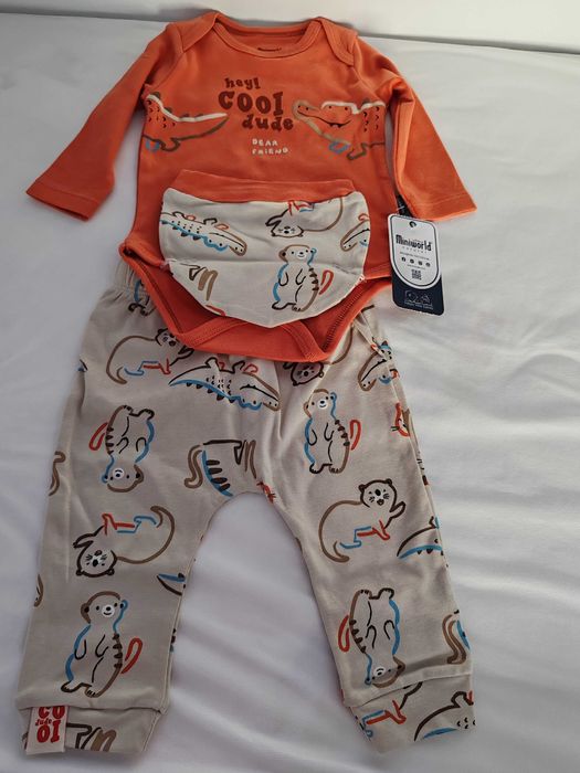 Нови бебешки дрехи с етикет