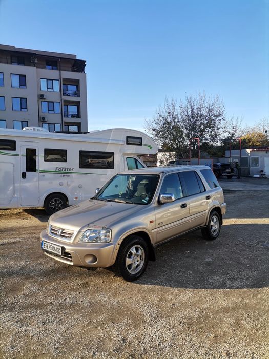 Продава се джип Honda CRV