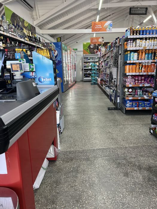 Vand spatiu comercial central Costinesti