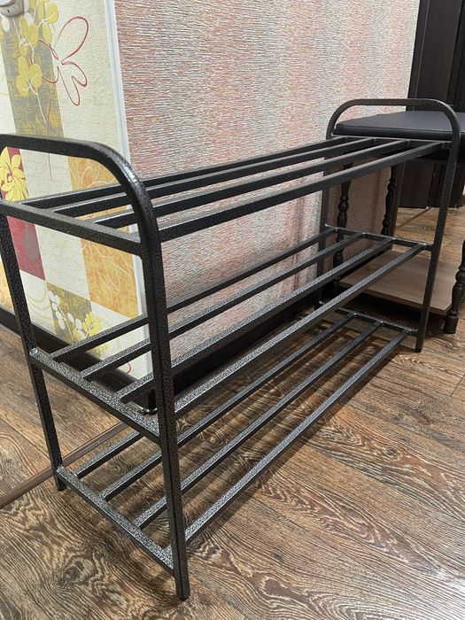 Продам полку для обуви и пуфик