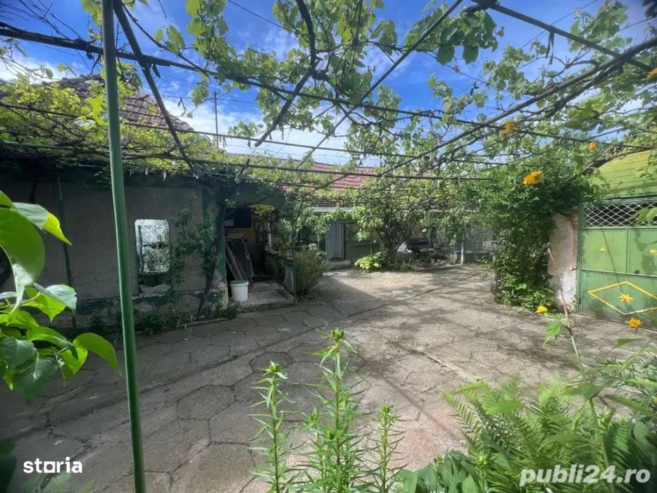 Casa individuala de vanzare | 100 mp utili | teren 2300 mp - sat Rusi