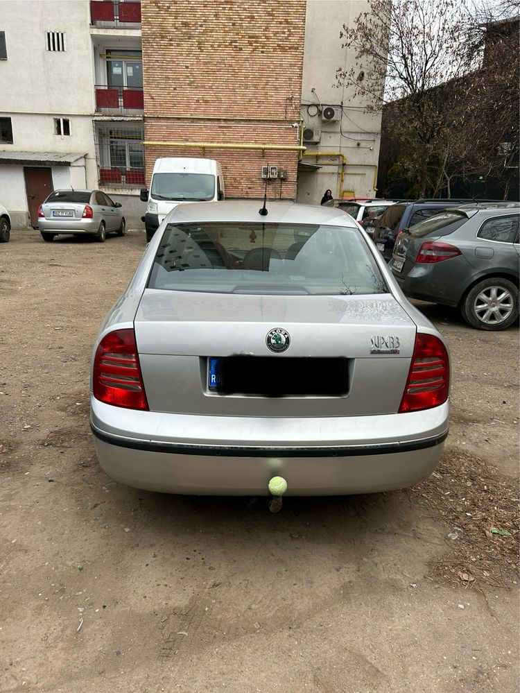 Vand Skoda Superb 2.5 TDI  V6