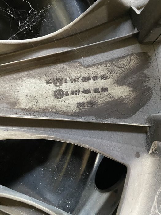 Jante Tabla Mercedes Benz Vito / V-class R16 + Capace originale