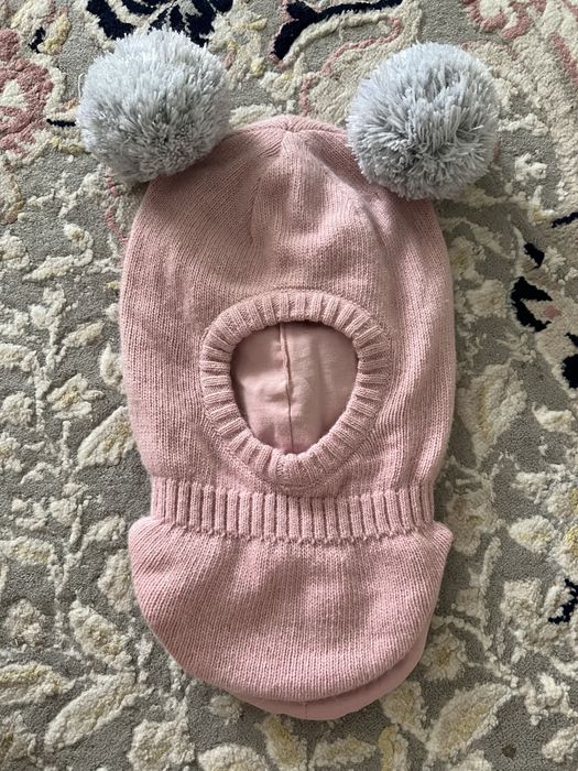 Продам шапку-шлем на девочку