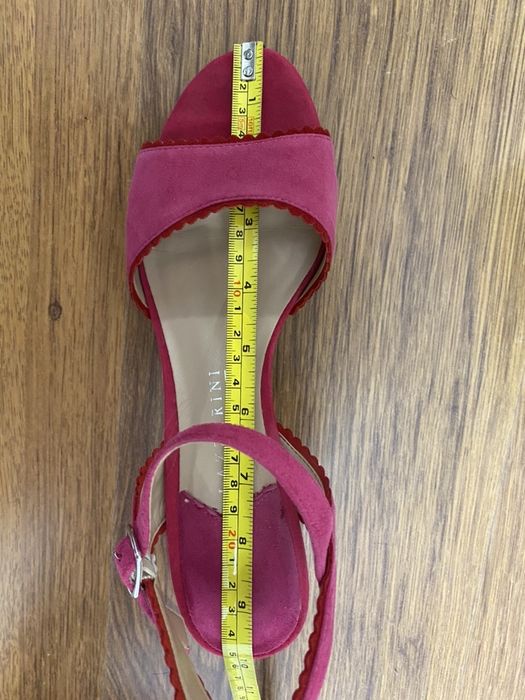 Sandale piele intoarsa ciclam