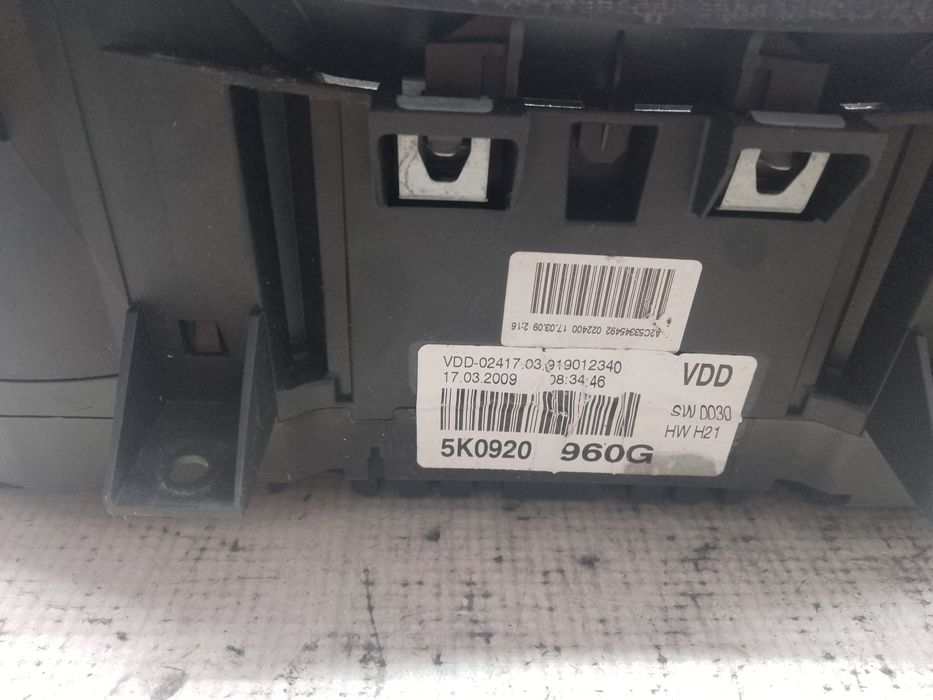 ceasuri bord uk  volkswagen golf 6 2.0 motorina 2012