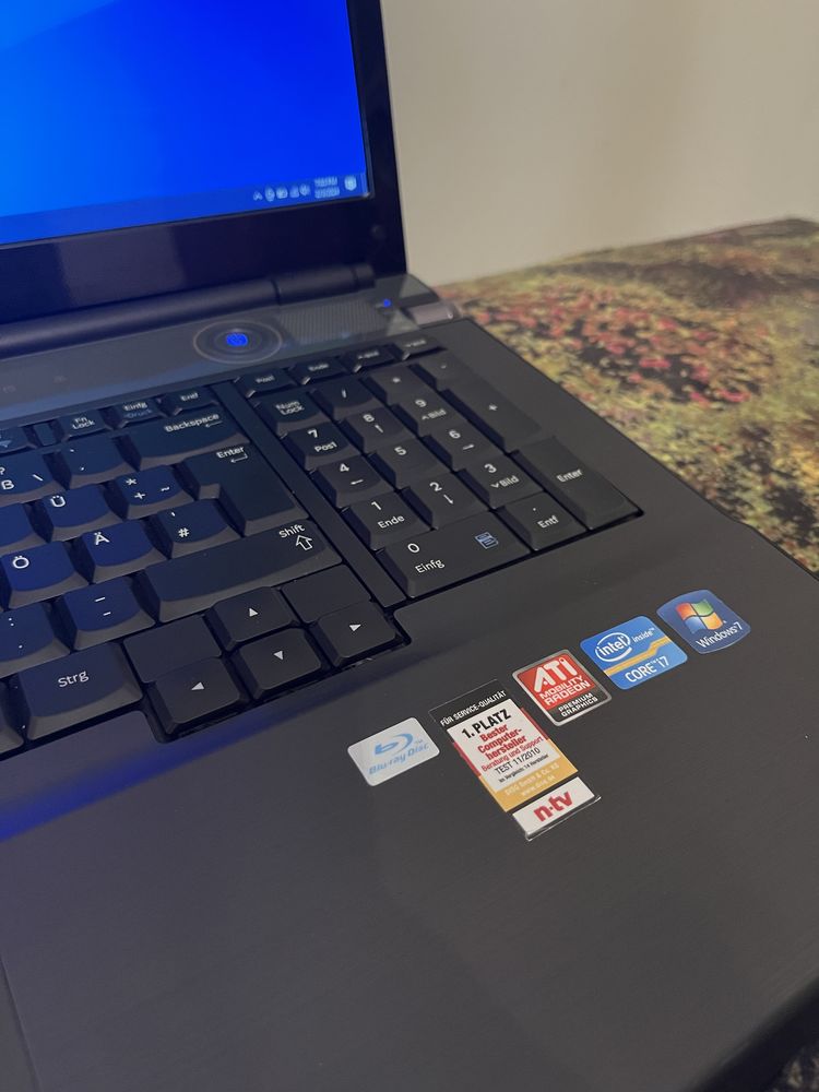 Laptop gaming / editare - Samsung 700G7A. - editie speciala Intel I7