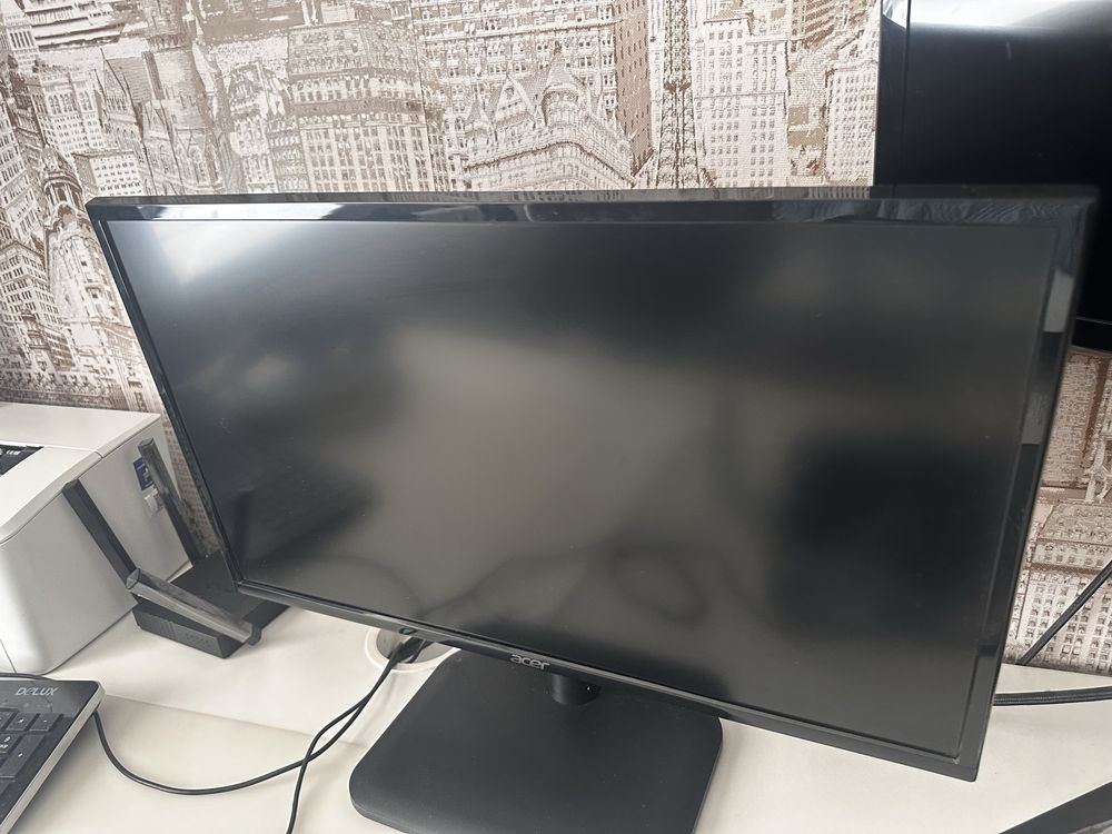 Монитор Acer 2021 года + клавиатура