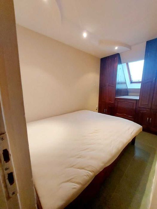 Дава се под наем Тристаен апартамент в Бургас, Възраждане - 33 кв.м за 408 € - Снимка #2