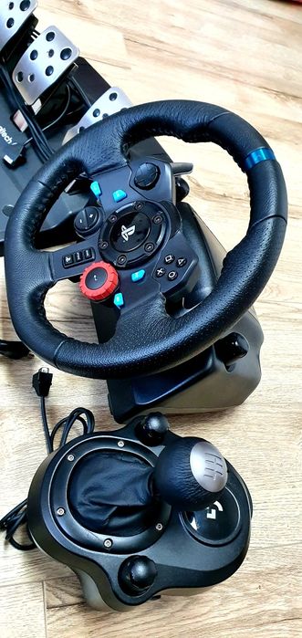 Gaming Volan Logitech G29 Volan+pedal+schimbător+adapter 

Funcționeaz