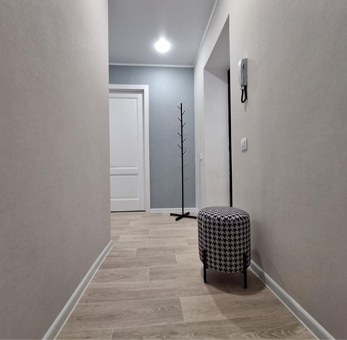 Сдаётся 2 комн. квартира на 4 микр.д.30