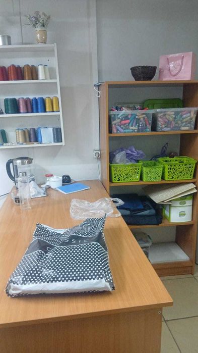 Продам швейную машинку и инвентарь