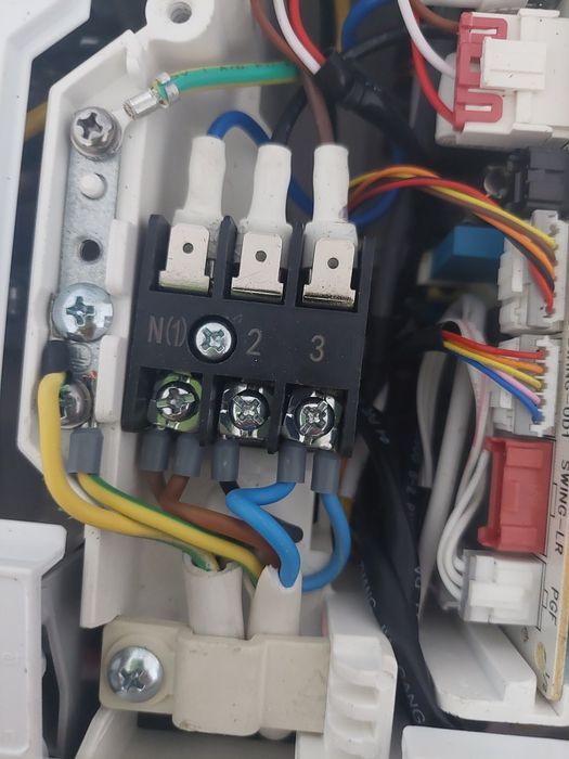 Montaje,freonizari și  igienizari aparate de aer condiționat