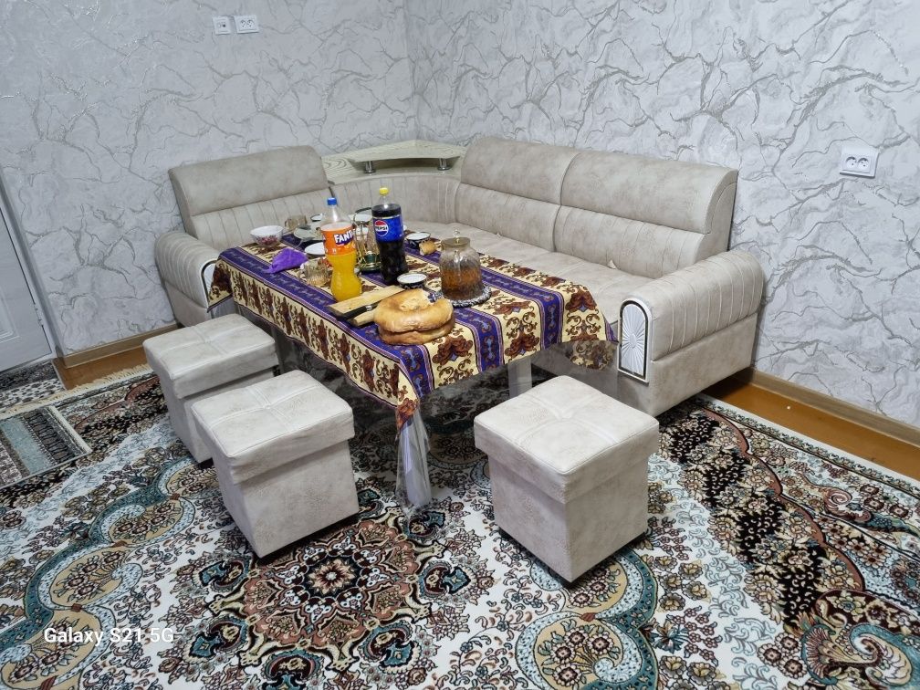 Мягкий мебель  для дома