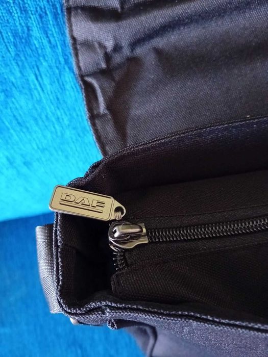 Практична и удобна пътна чанта DAF