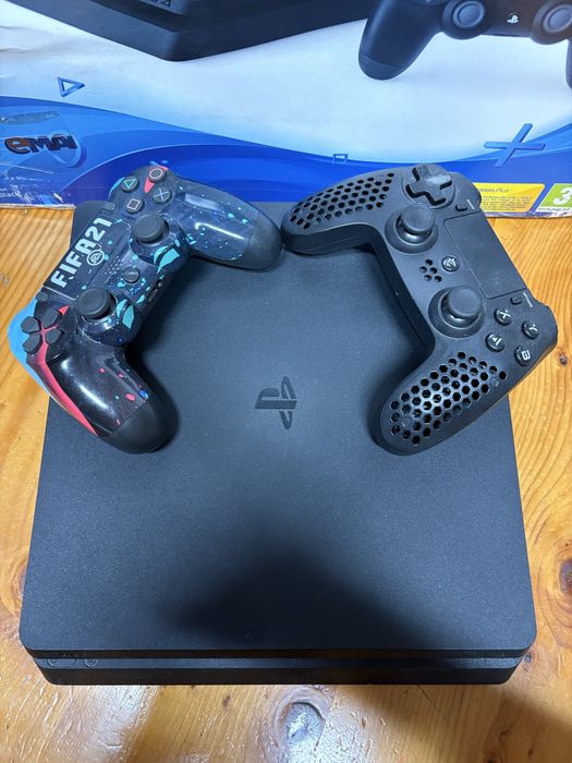 Playstation 4 2 manete
