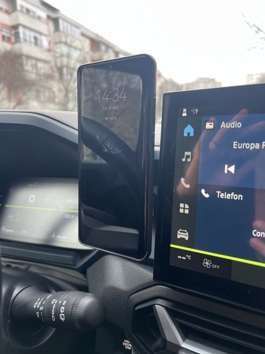 Suport telefon magnetic Dacia Duster Bigster