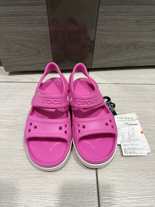 Новые сандали кроксы crocs