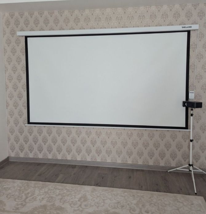 Проекционный экран