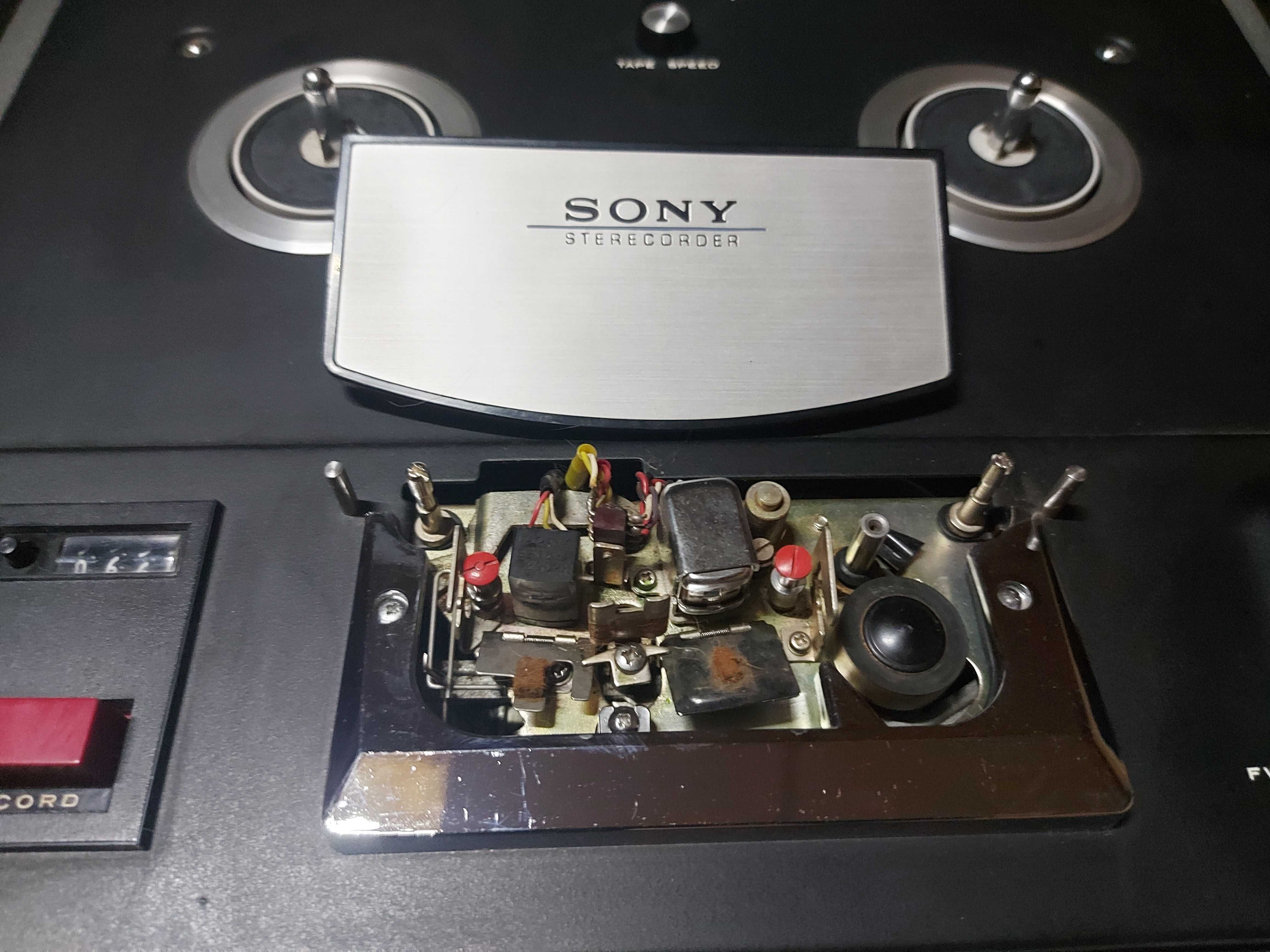 Sony TC-230 Tapecorder
HiFi Stereo Reel to Reel Tape Recorder