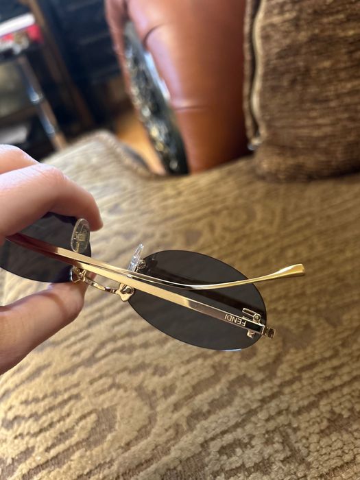 Слънчеви очила fendi