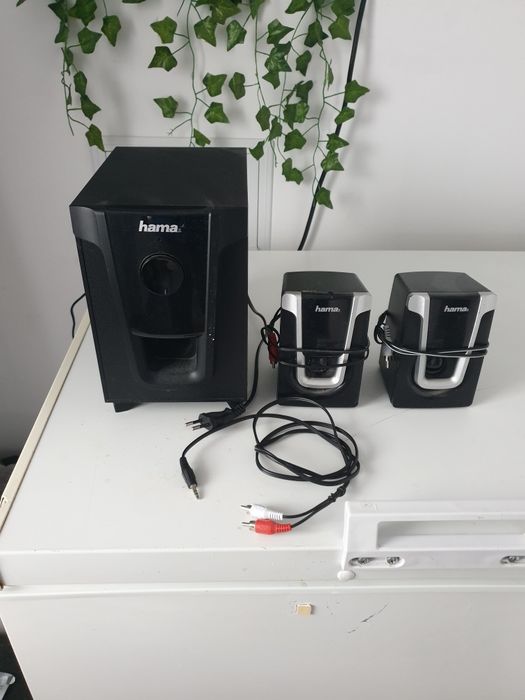 Sistem audio 2.1 marca Hama