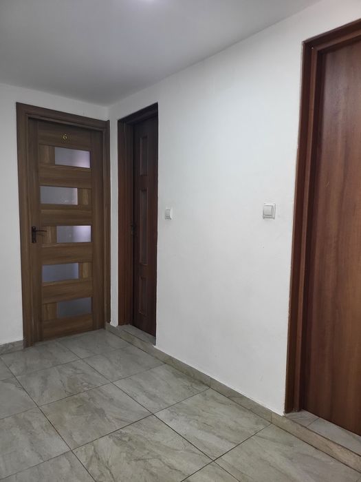 Inchiriere spațiu casă/cazare muncitori