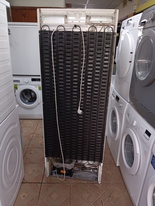 Вертикален фризер със 7 чекмеджета Миеле Miele 2 години гаранция!