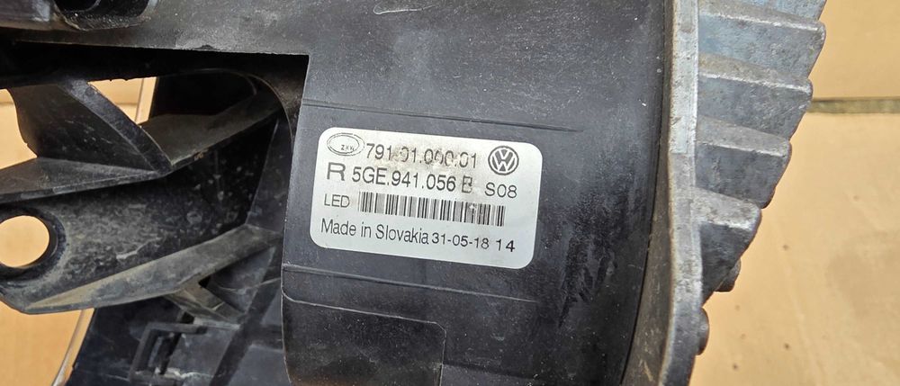 Proiector dreapta Lumini de zi DRL VW Golf 7 GTE Facelift 2017 - 2019