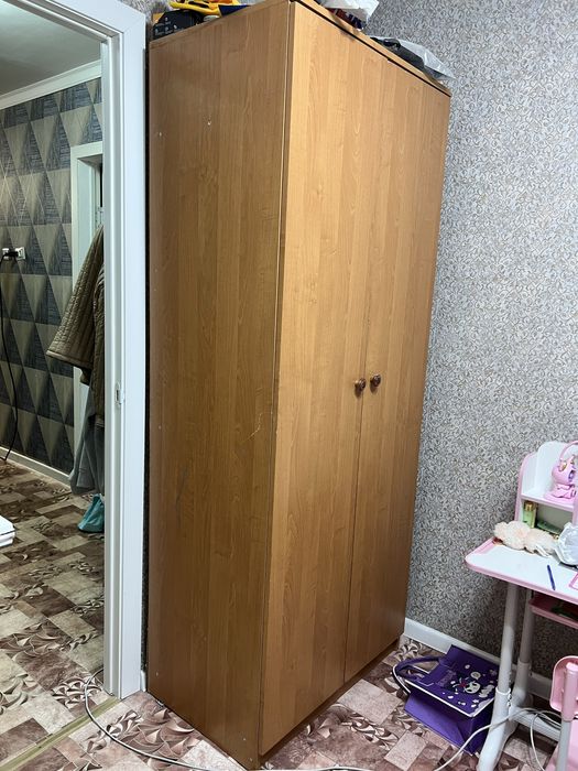 Шкаф для дома в хорошеп состояний