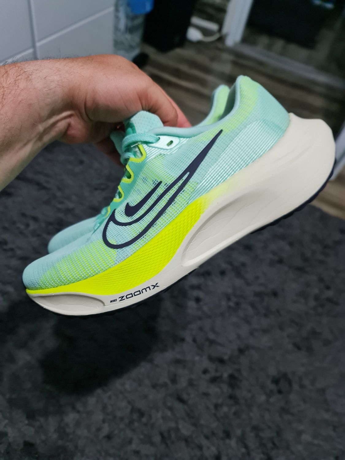 Nike ZoomX Runnind