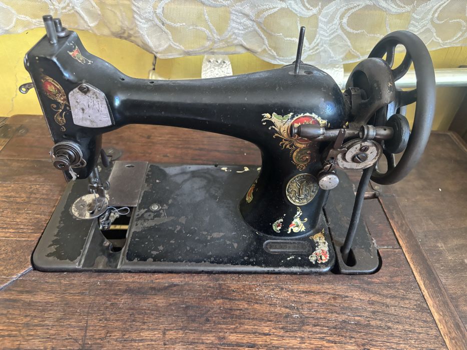 Masina de cusut singer