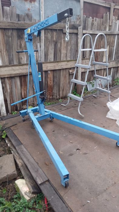 Подьемник транспортный