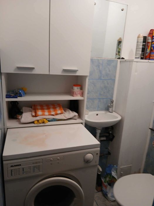 De vanzare apartament cu 3 camere