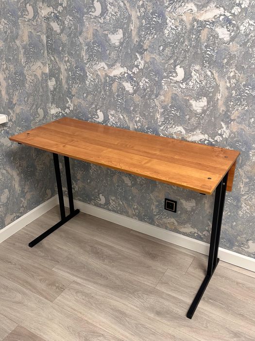 жазуға арналған стол сатылады