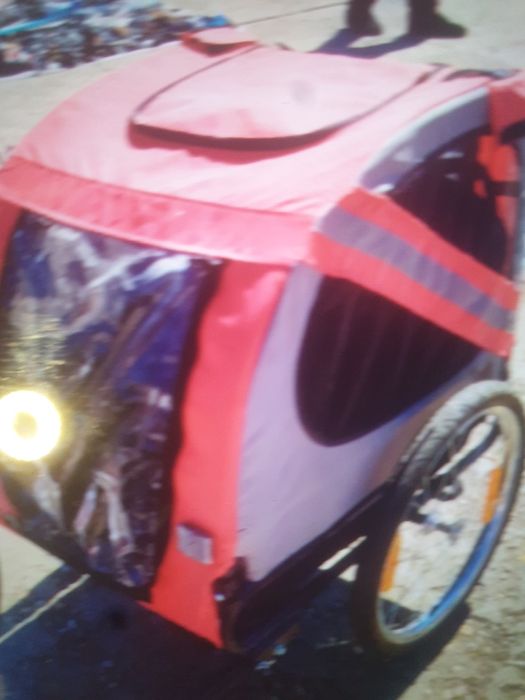 Remorca de bicicleta roti pe 20 în stre foarte buna