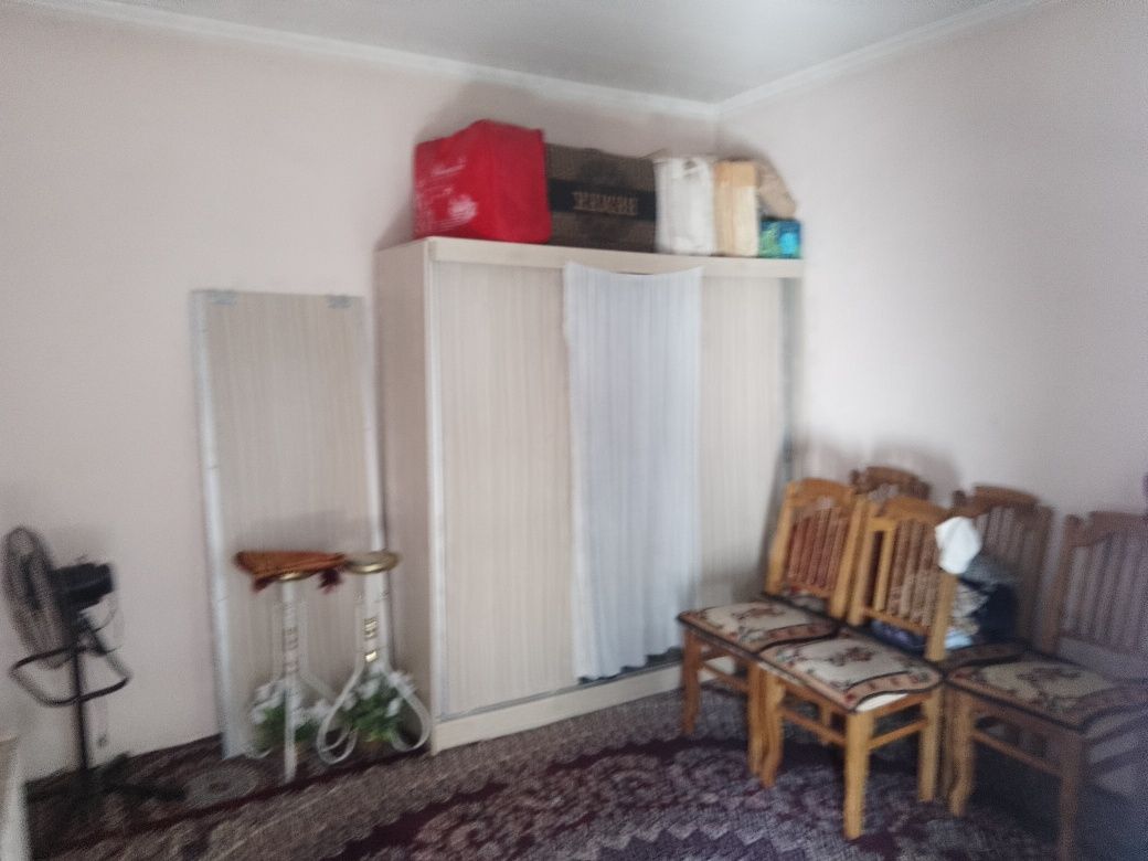Xasanboy postdan 2 km kirganda Abduraxmonda uy sotiladi Kochani yuzida