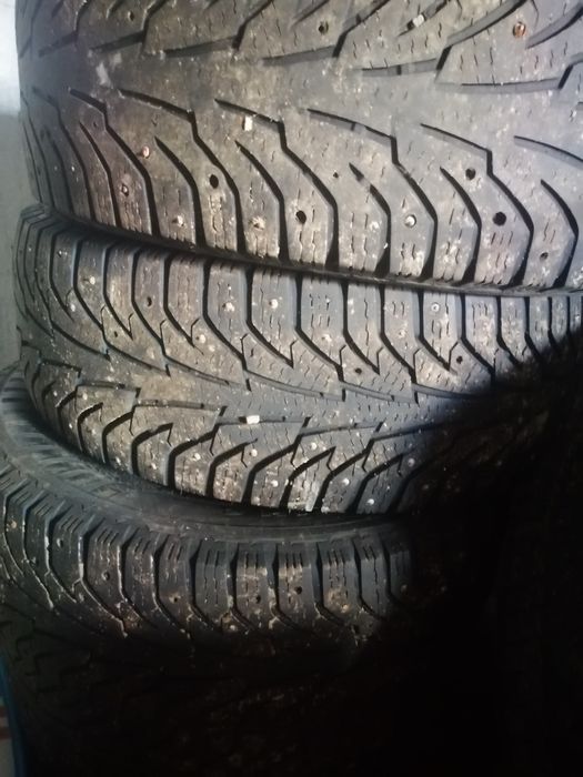 Продам шины хорошем сост