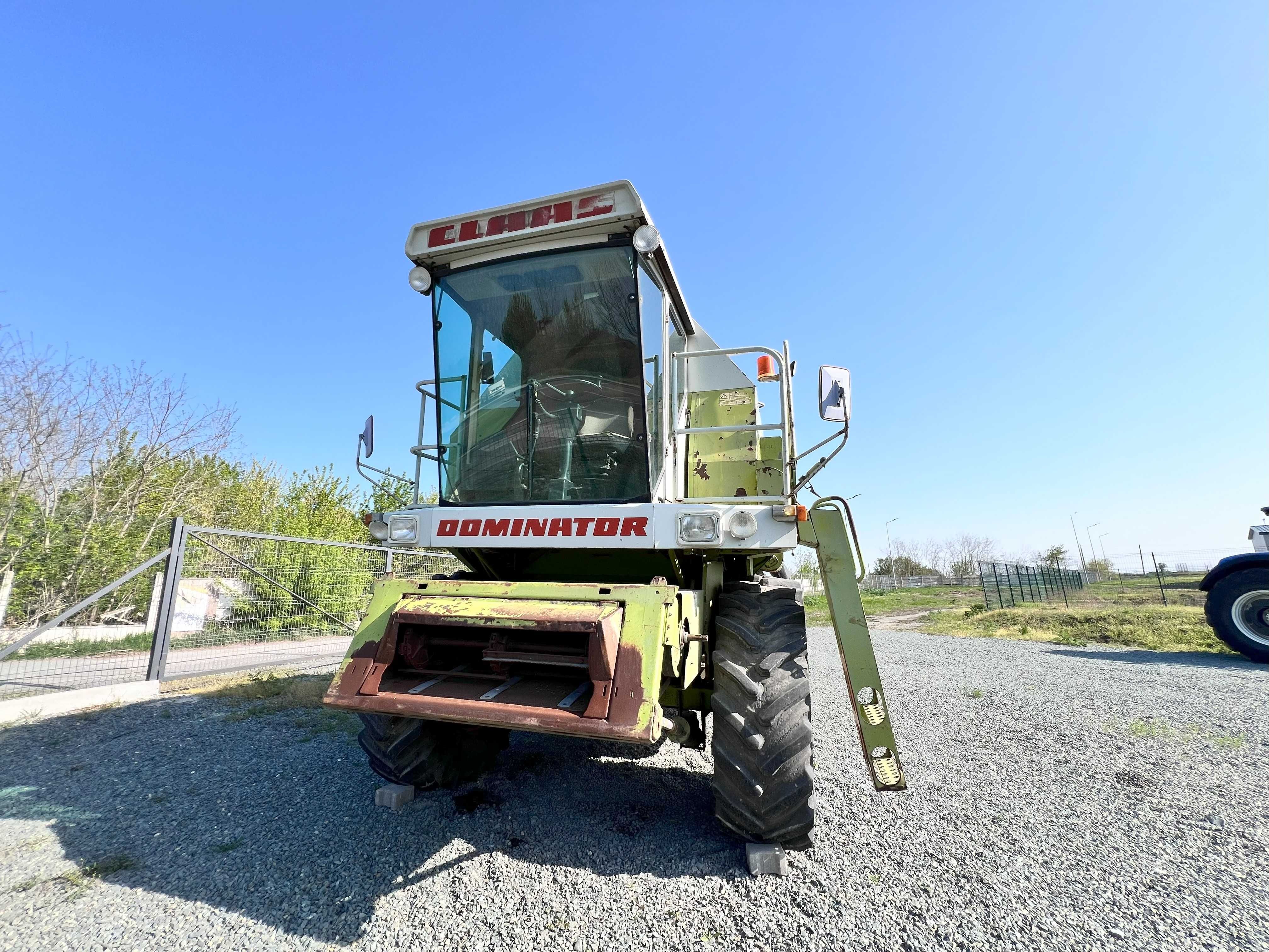 Claas Dominator 98 SL + Heder 4,5m + Kit recoltat rapita