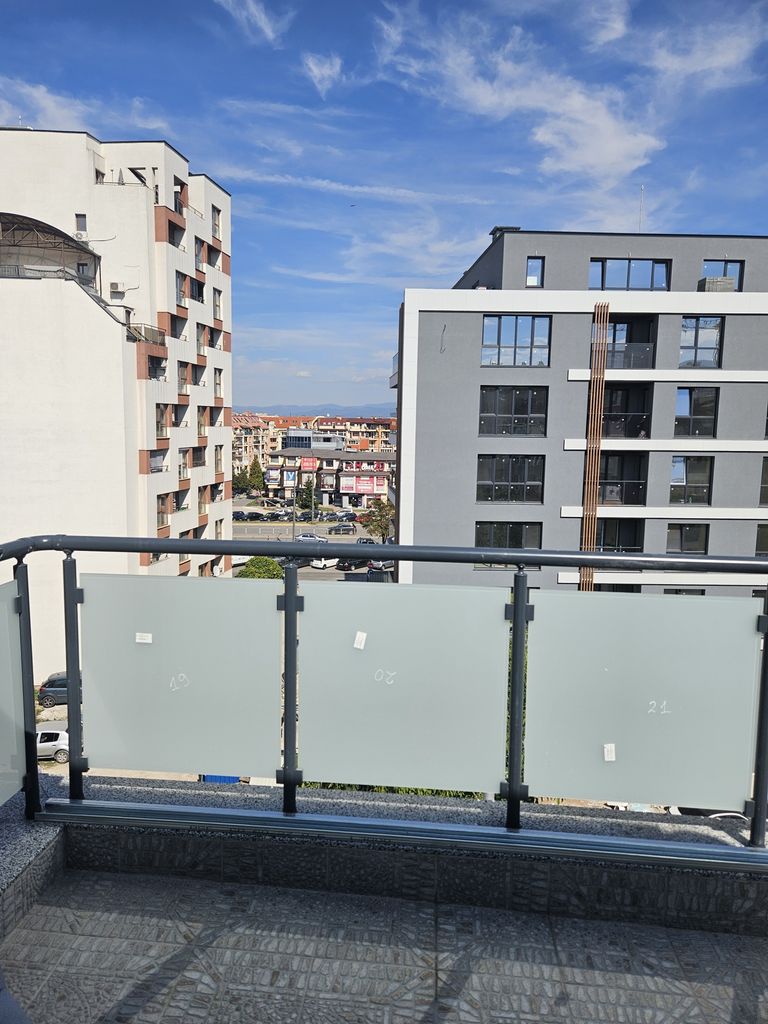 Продава се Тристаен апартамент в София, Зона Б-5-3 - 83 кв.м за 2229 €/кв.м - Снимка #13