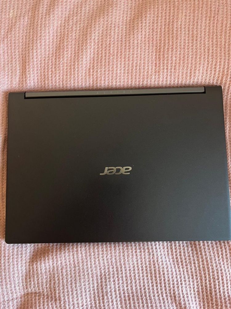Ноутбук Acer aspire 7