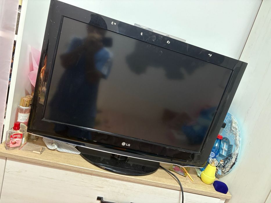 Televizor LG Hd cu stecher de Anglia………….