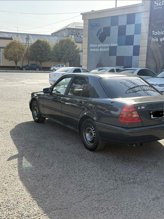 Мерседес Бенз w202