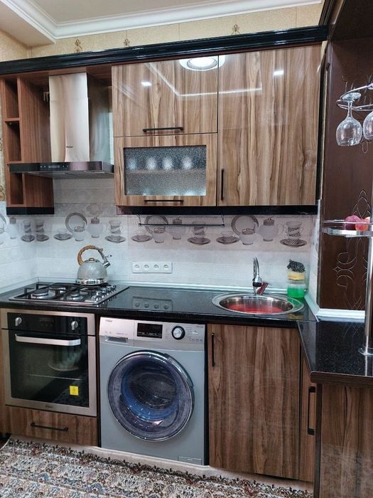 Продаётся 3х комн квартира на 3 этаже Ор-р 6 микрорайон 70 остановка