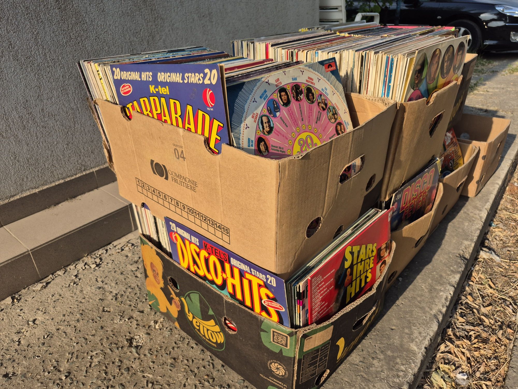 Vând Lot 200lp Discuri Vinil cu muzica usoara straina pentru pick-up