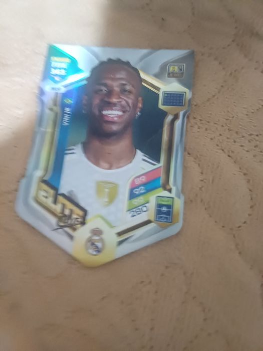 Carduri merge pentru jocuri e și de colecție