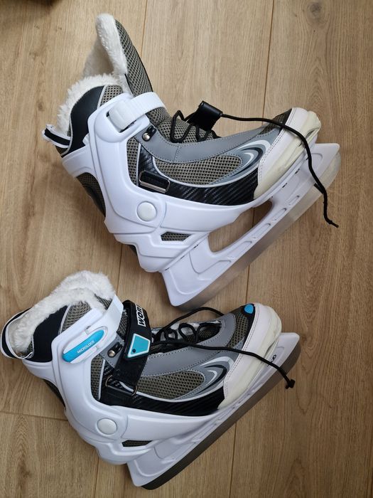 Vand patine pt gheata impecabile (cateva purtari)